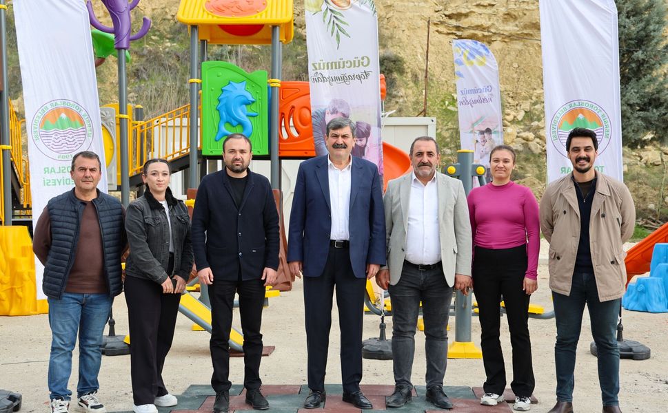 Toroslar Belediye Başkanı Yıldız: "Mevcut parklarımızı yenilemeye devam ediyoruz"
