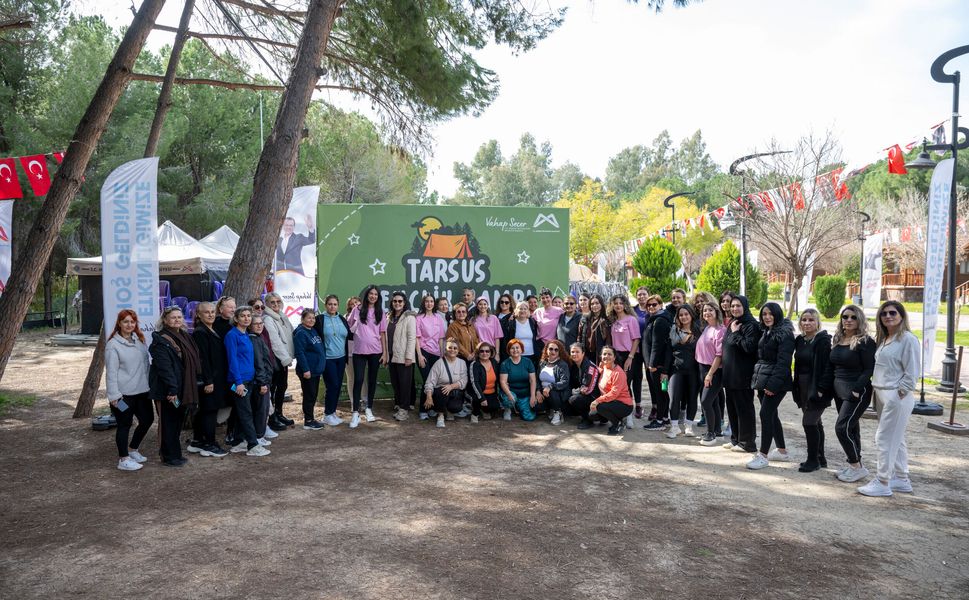 Kadınlar doğada hem sağlık hem sanat dolu anlar yaşadı