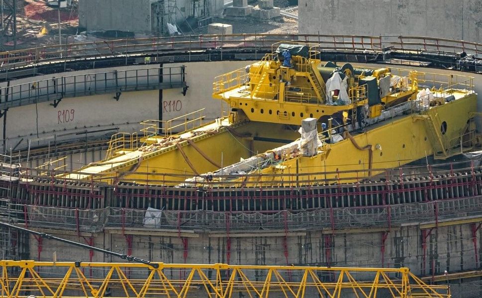 282 tonluk dev köprü vinç Akkuyu’da yerini aldı