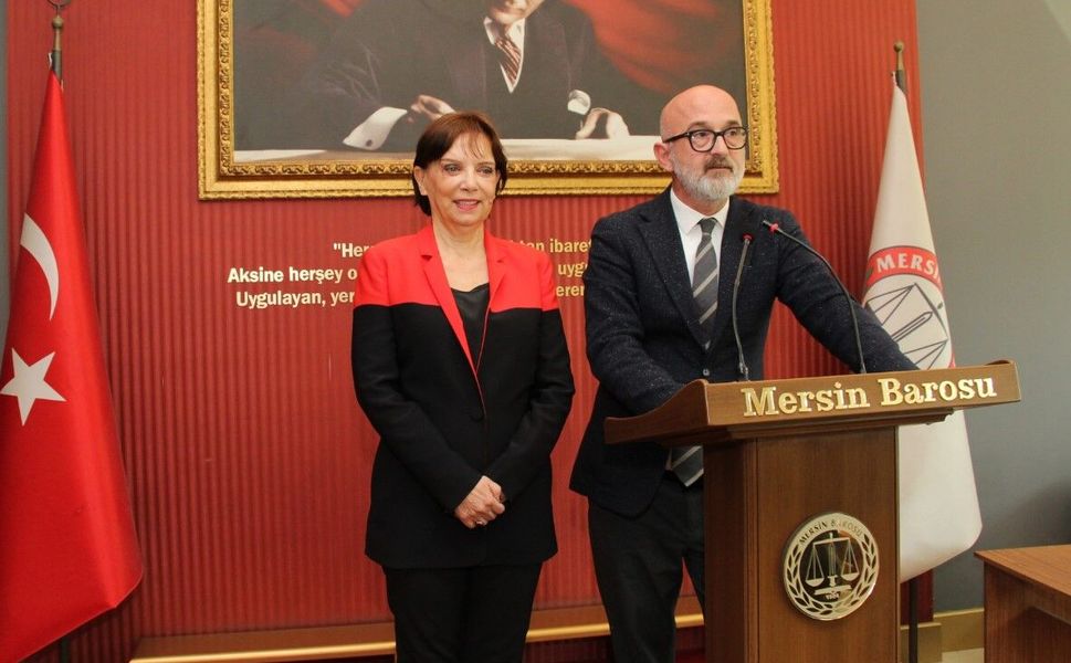 Mersin Barosu'nda “Aziz Babam” adlı eser okurlarla buluştu