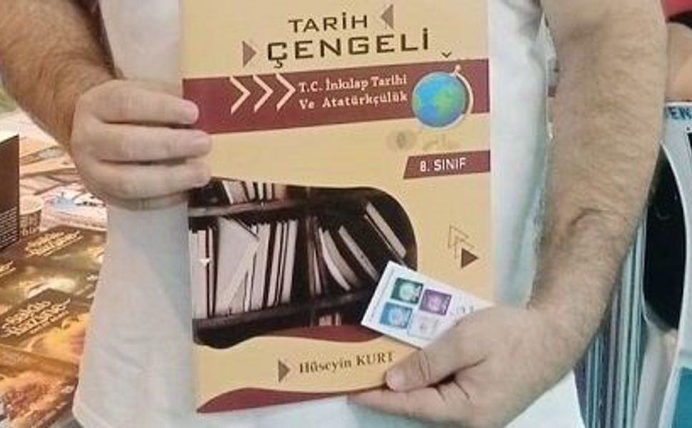 Bulmaca çözerek tarih öğreniyorlar