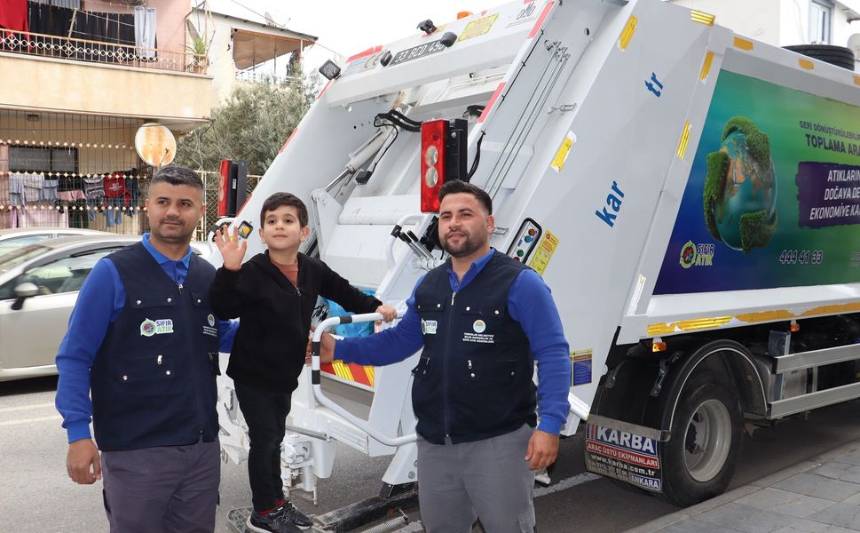 Miraç’ın çöp kamyonu hayali Toroslar’da hayata geçti