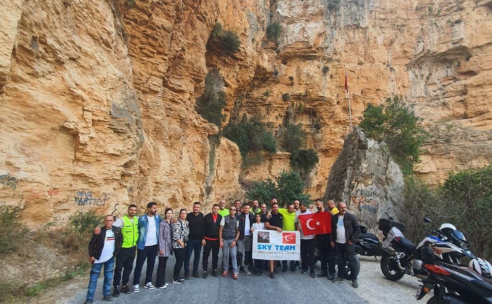 Mersin’de motosiklet tutkusu aile bağlarıyla büyüyor