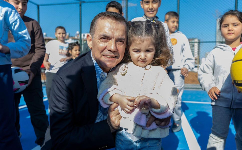 Yenişehir’den çevreci ve konforlu pazar alanı