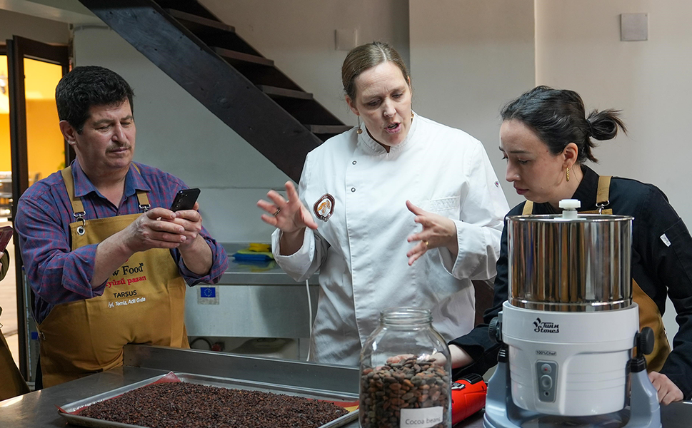 Tarsus'ta uluslararası çikolata eğitimi