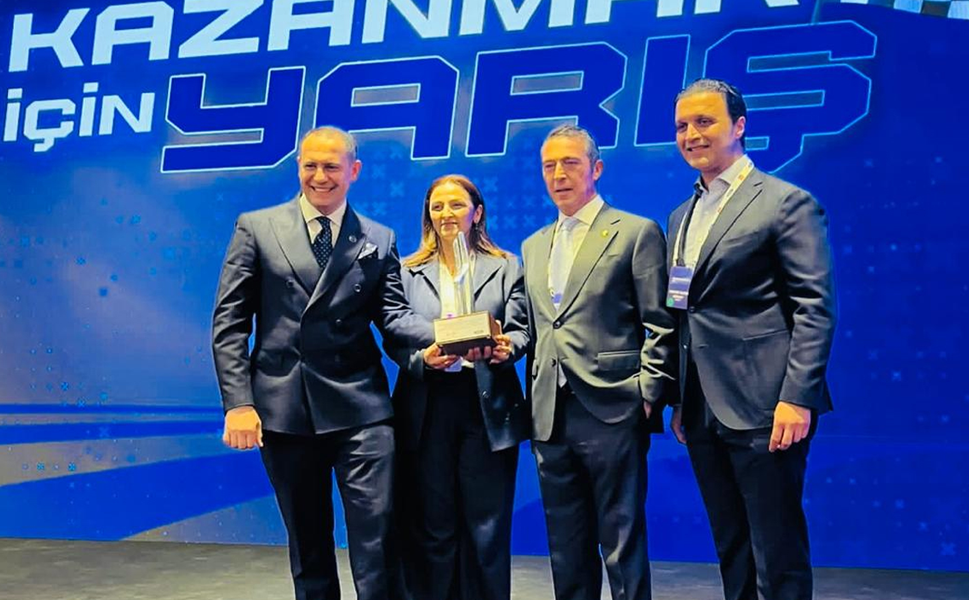 Ford Gürsoy, Ford President’s Award 2025 ile ilk yılında büyük başarıya imza attı