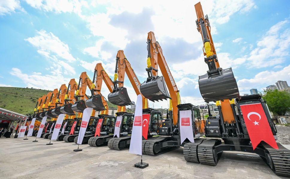 TBB’den 94 belediyeye 95 hizmet aracı