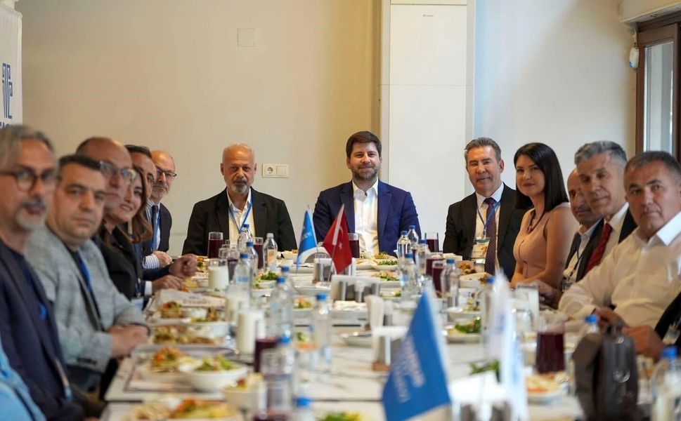 Manisa’dan Tarsus’a mesir macunu köprüsü