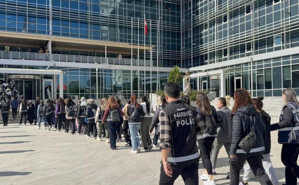 Zehir tacirlerine yönelik operasyon: 55 şüpheli gözaltına alındı