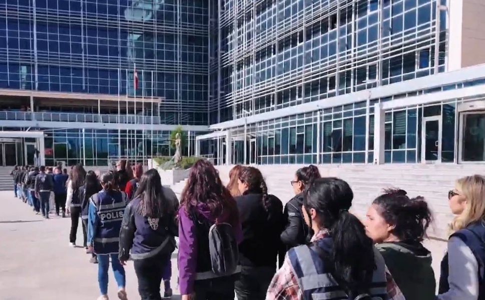 Tarsus’ta narkotik operasyonu: 40 tutuklama