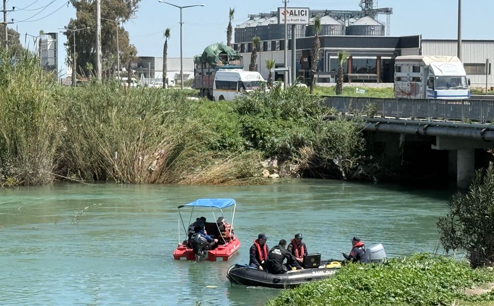 Şelalede kaybolan gencin arama çalışmaları 6'ıncı gününde