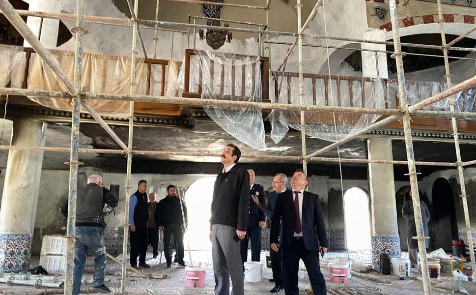 Yangın mağduru camiye kaymakam ziyareti