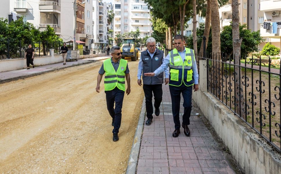 Mezitli’de yollar altyapı iyileştirmeleriyle yenileniyor