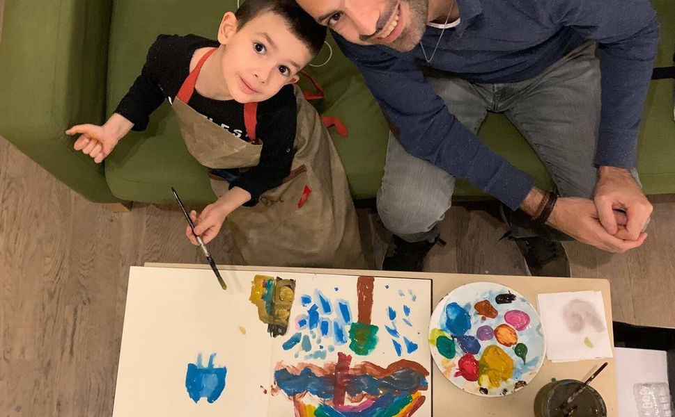 Mersinli Yönetmen Berkay Akbudak ilk romanını çıkardı