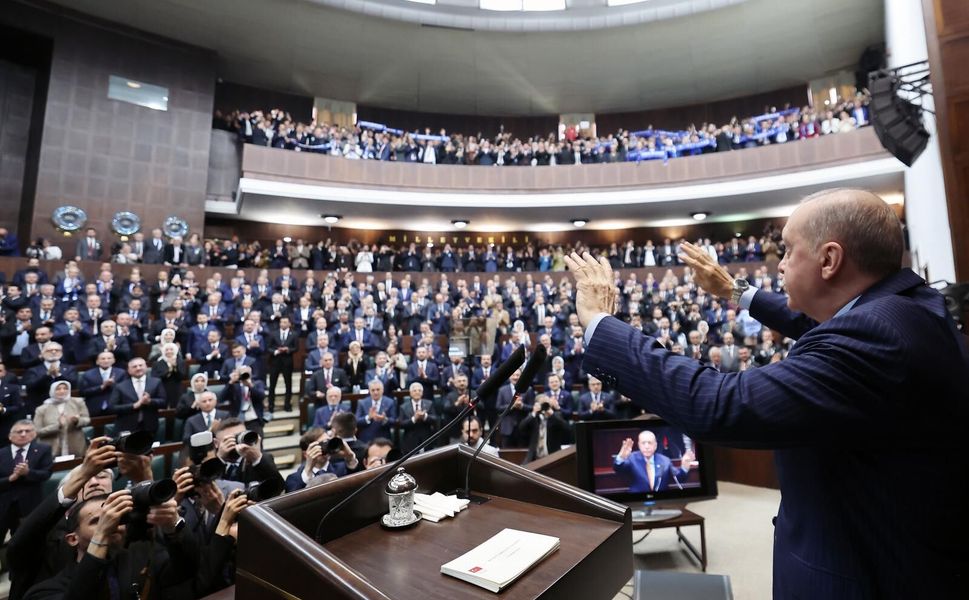 Hiçbir güç Türkiye’ye ve Cumhurbaşkanına parmak sallayamaz