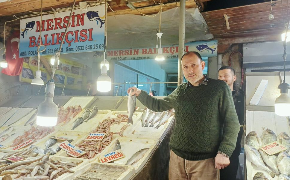 Mersin’de Balıkçılık: Tezgahlar canlı, tüketim düşüşte