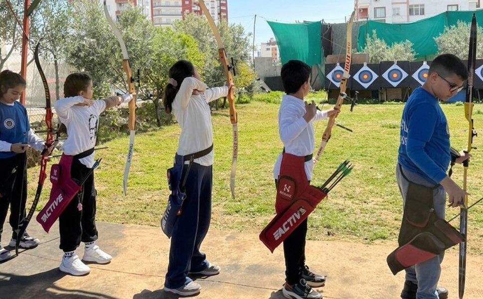 23 Nisan coşkusu okçulukla zirveye taşındı