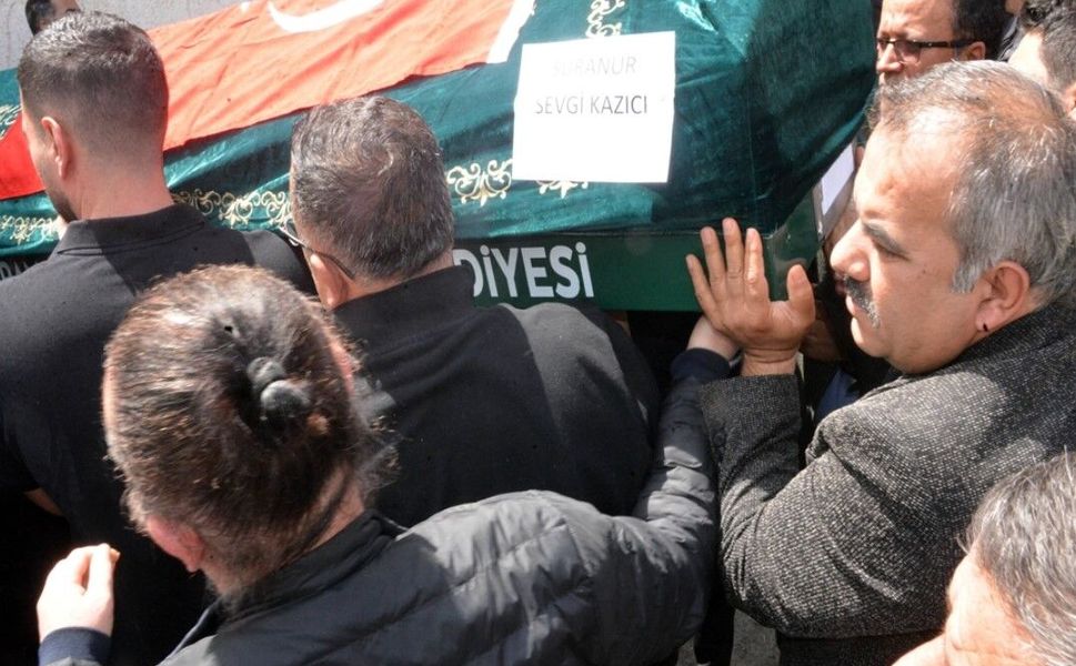 Saldırıda ölen 11 yaşındaki Sevgi Kazıcı son yolculuğuna uğurlandı