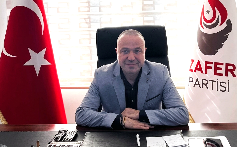 “Kurtuluş Cumhuriyet değerleriyle hareket etmekten geçiyor”