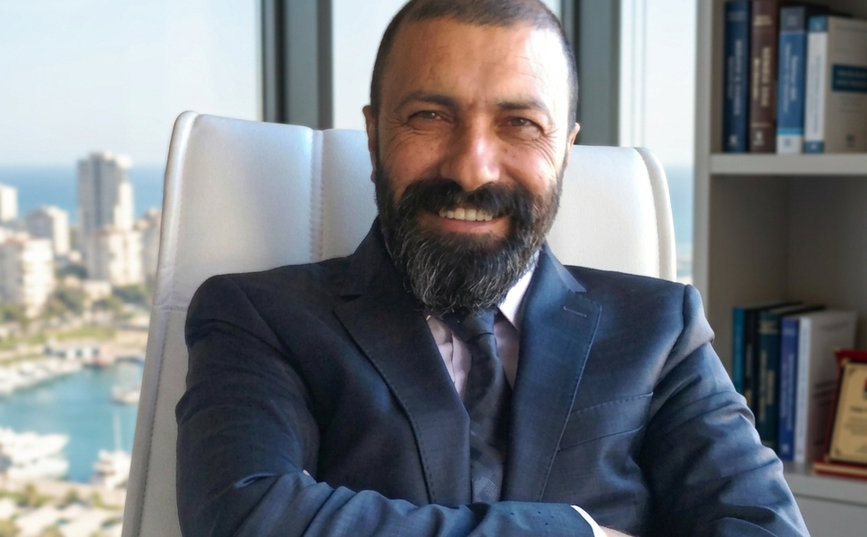 Bir aday adayı da Mezitli’den çıktı