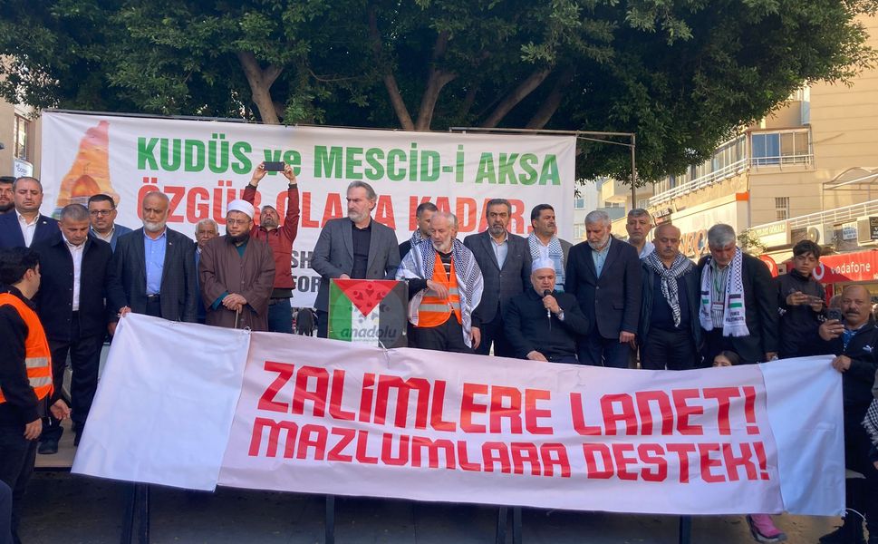 Tarsus’ta Filistin için eylem: “Safımızı ilan etmeye geldik”