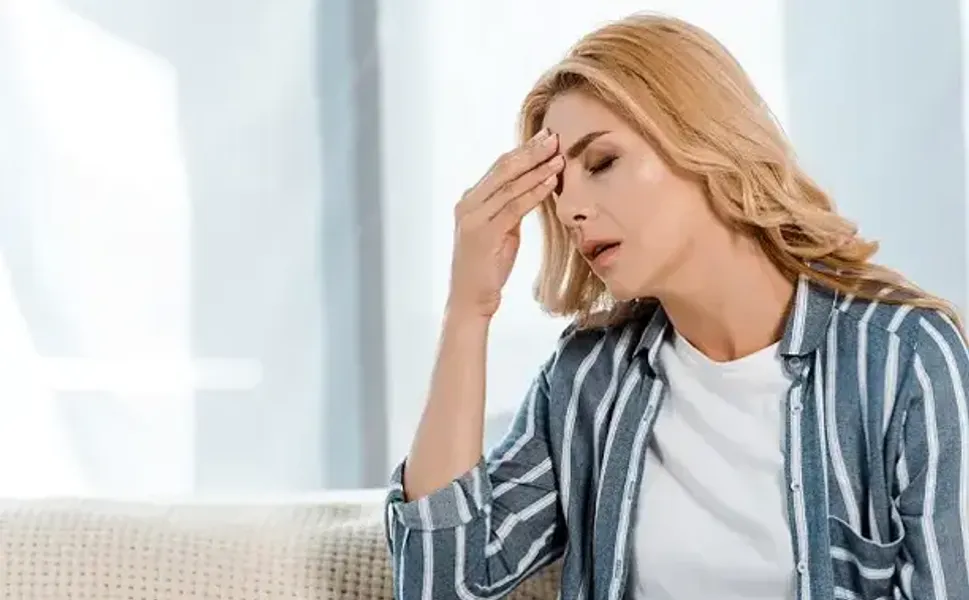 "Menopoz, yalnızca sıcak basmasıyla sınırlı değildir"