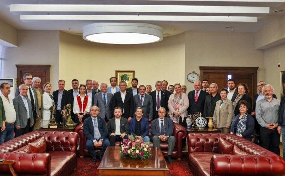 TMMOB heyetinden CHP’ye dayanışma ziyareti