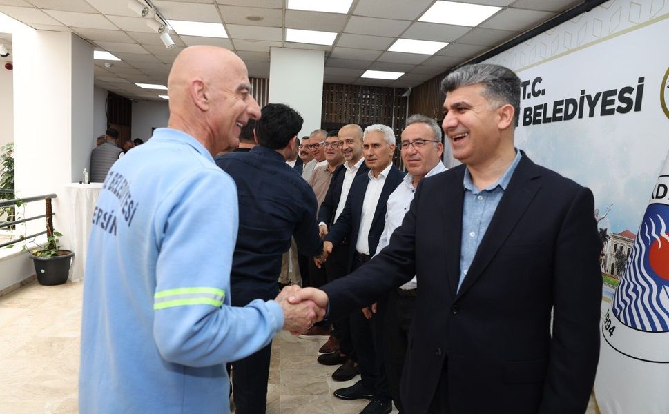Akdeniz Belediyesi’nde bayramlaşma programı