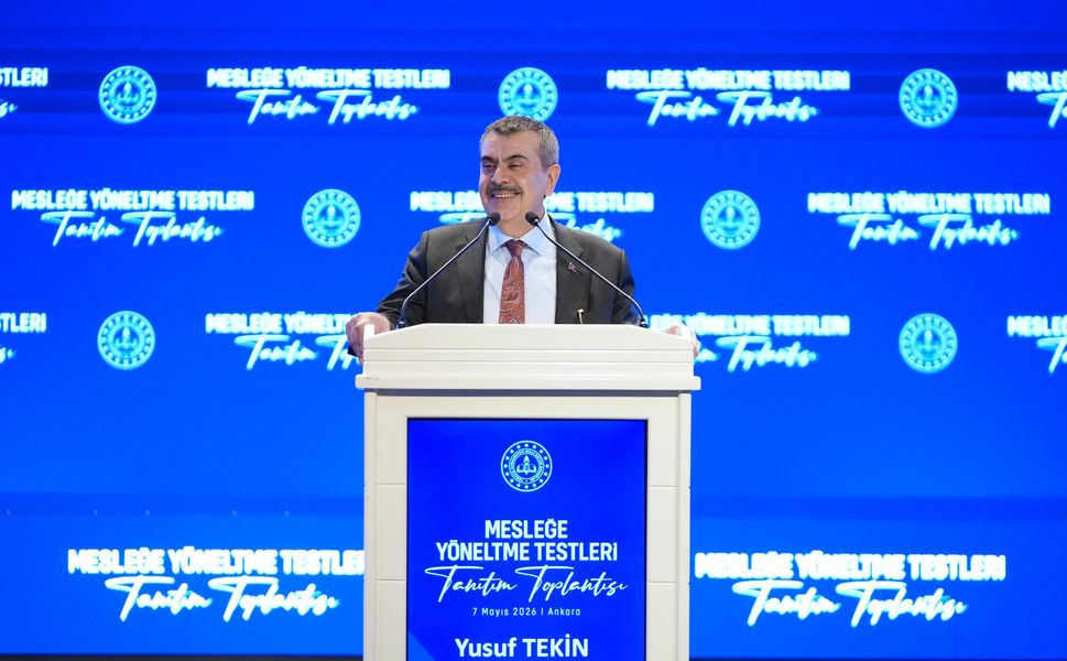 Bakan Tekin: Mesleğe yönlendirmedeki doğru adımlar bize ciddi katkı sağlayacak