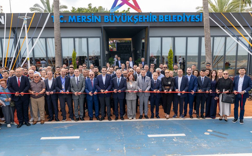 Başkan Seçer ile Meral Seçer, ‘Garaj Mersin ve Kampüs Mersin Açılış Töreni’ne katıldı