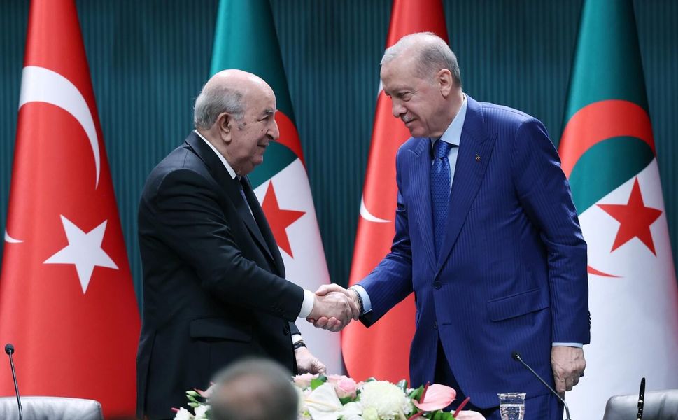Cumhurbaşkanı Erdoğan, Cezayir Cumhurbaşkanı Tebbun'u resmi törenle karşıladı