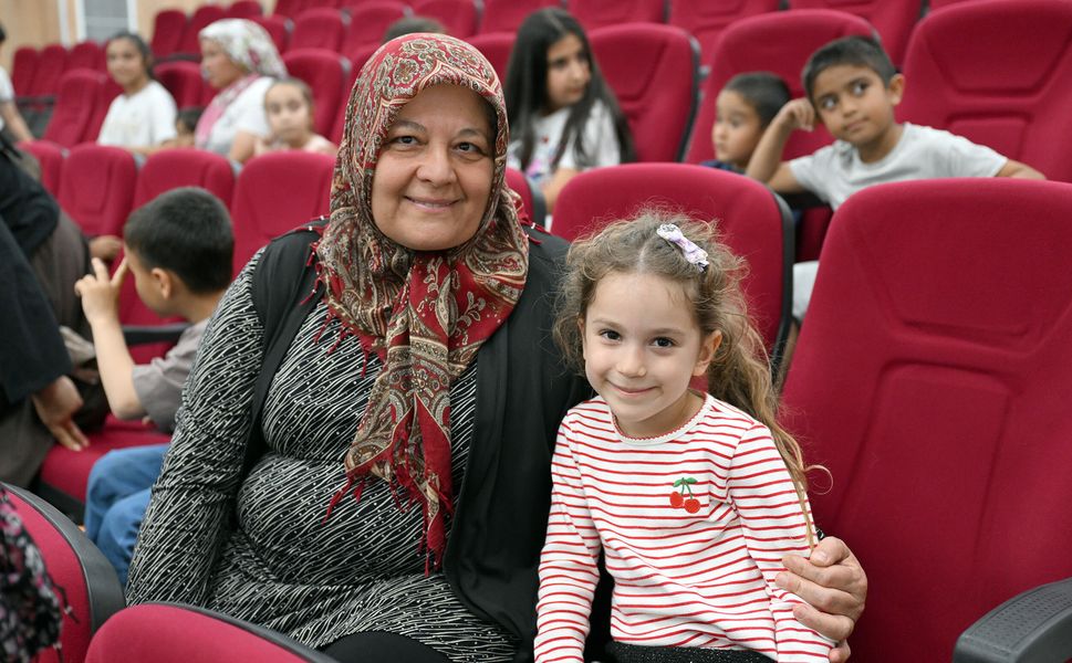 Hayal Dünyası kukla oyunu Huzurkent’te miniklerle buluştu