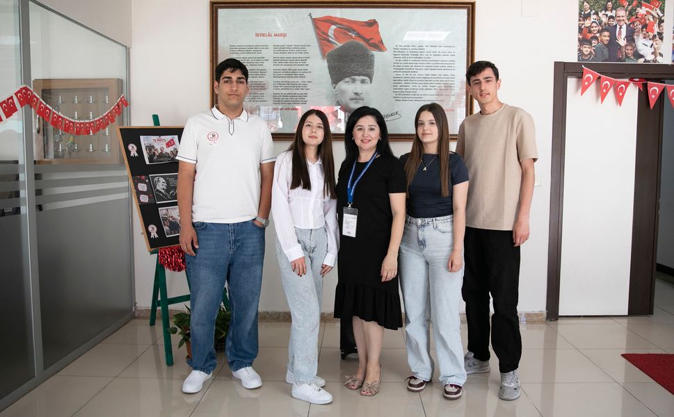 Büyükşehir öğrencileri sınav yolculuğunda yalnız bırakmıyor