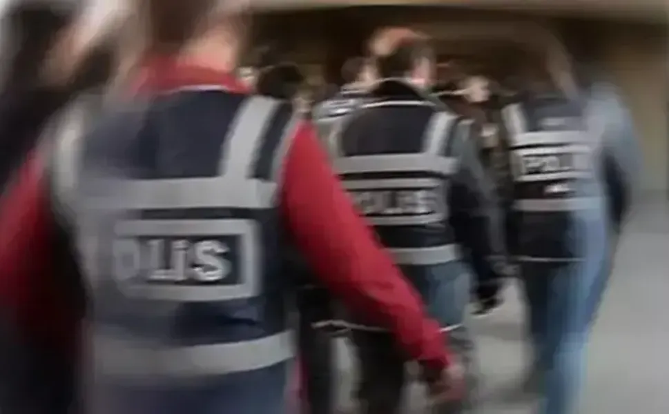 Ünlülere yasaklı madde operasyonunda 17 gözlatı