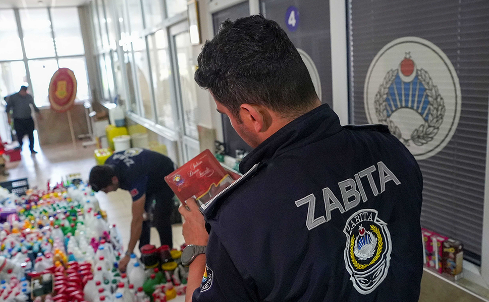 Tarsus’ta 6 bin 167 sağlıksız ürüne el konuldu