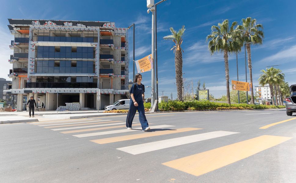 Tarsus’ta ulaşım konforu için kavşaklar yenileniyor