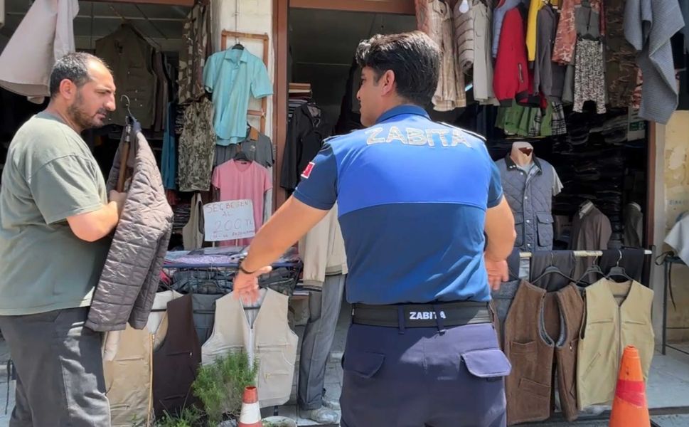 Tarsus’ta kaldırım işgallerine sıkı denetim