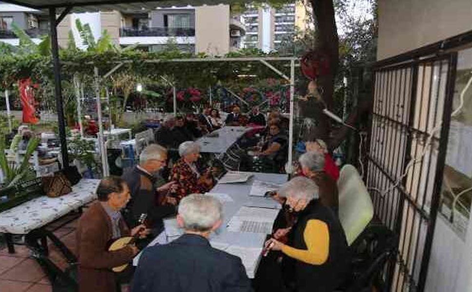 Dev binalar arasında cennetten bir köşe