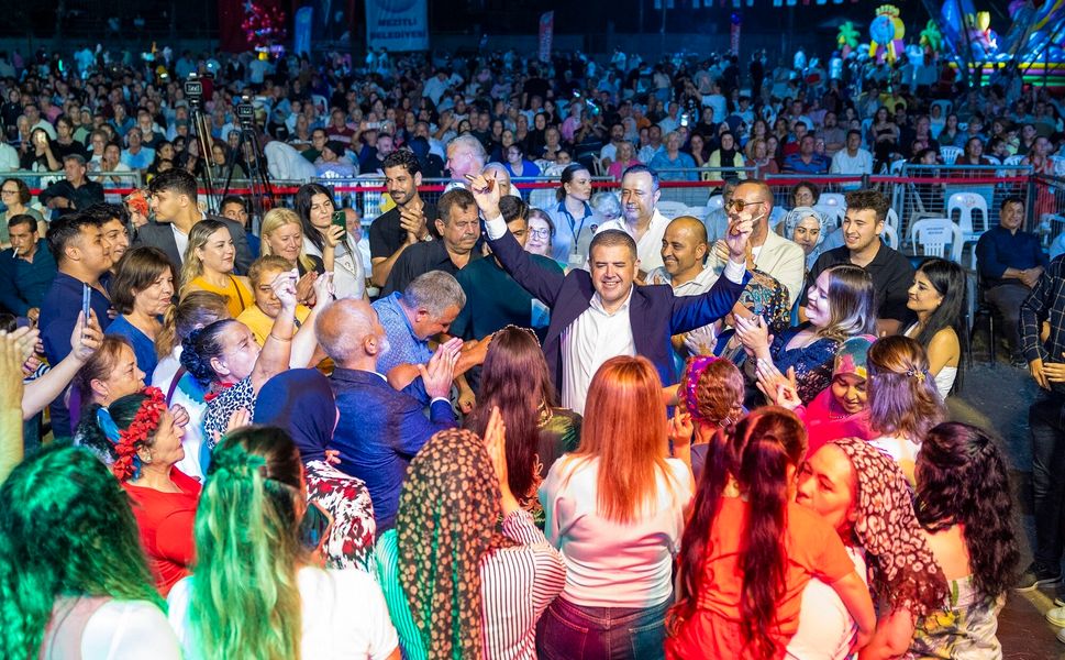 7. Örtüaltı Üzüm Festivali Mezitli’de coşkuyla kutlandı