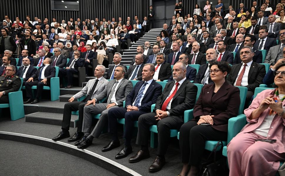Su krizi ve iklim değişikliği Ankara’da masaya yatırıldı
