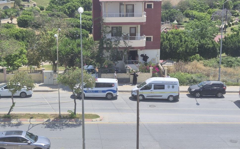 Yaşlı adam merdivenden düşerek hayatını kaybetti