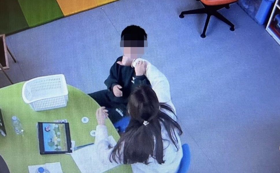 Otizmli çocuk şiddet gördü travma kaldı