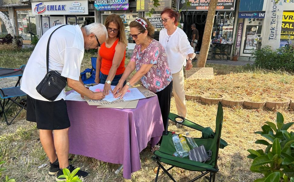 Arslanköy sakinlerinden vahşi madenciliğe karşı imza kampanyası