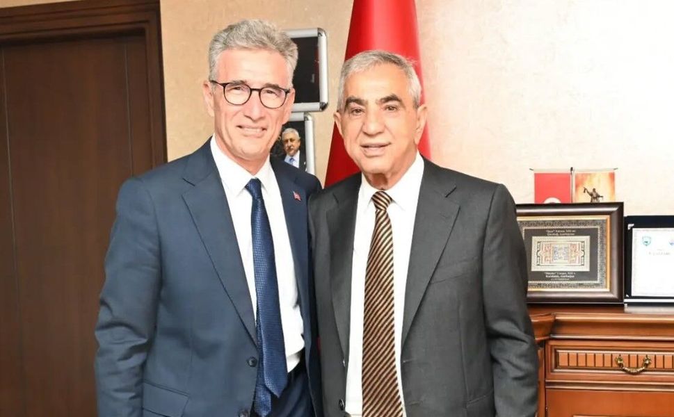 Genel Kurul sonrası Veysel Sarı’ya tebrik ziyareti