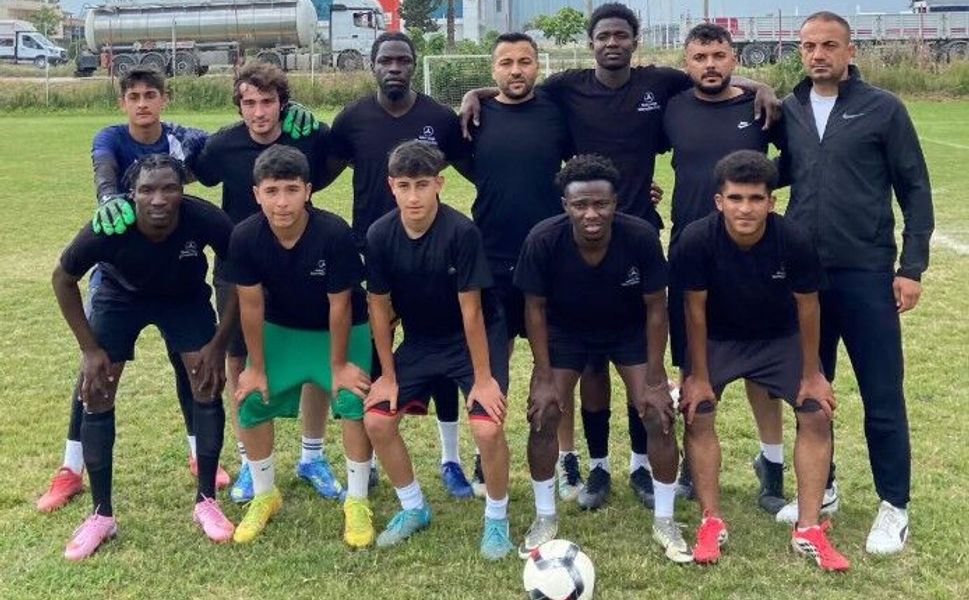 Tarsus’ta Köyler Arası Futbol Turnuvası heyecanı sürüyor