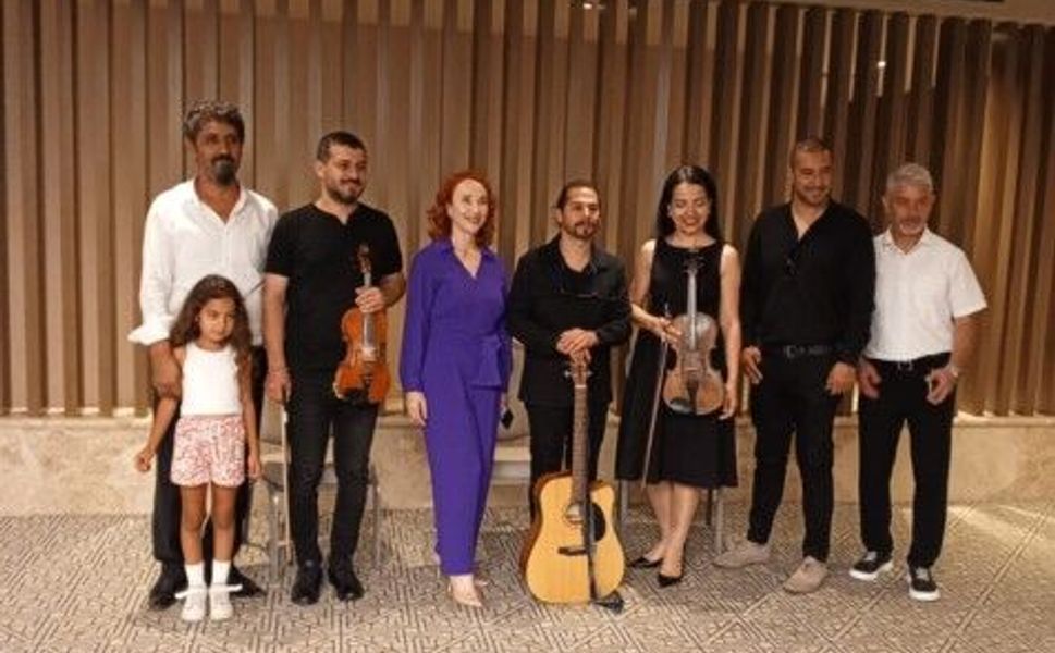 Mersinli öğrenciler atıkları sanata dönüştürdü