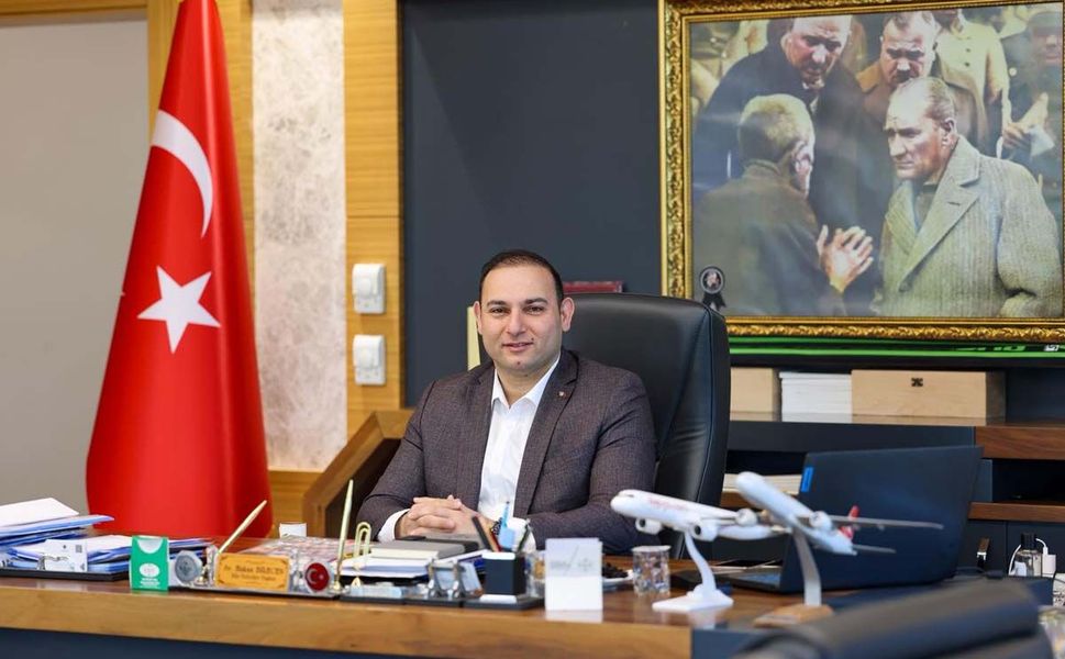 Kilis Belediye Başkanı Hakan Bilecen, CHP'den istifa etti