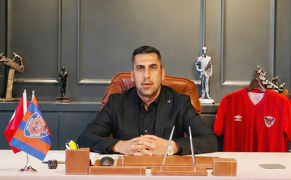 Servet Özdemir ‘MİY’in lige katılım belgelerini verdi