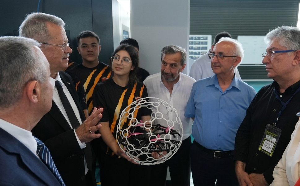 Ekonomi dünyasının zirvesi Mersin Model Fabrika’da buluştu