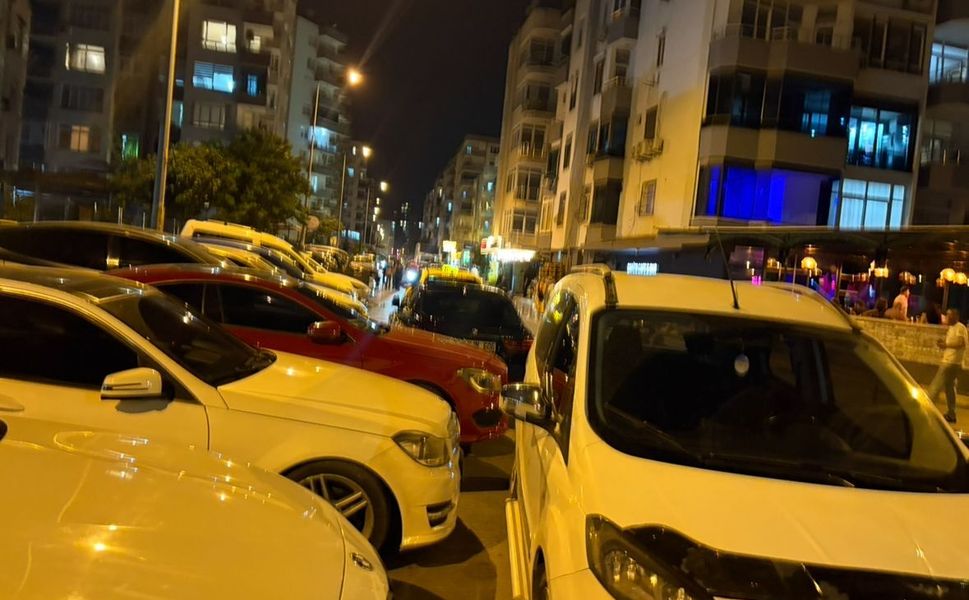 Viranşehir sahilin trafik ve park yoğunluğu artıyor